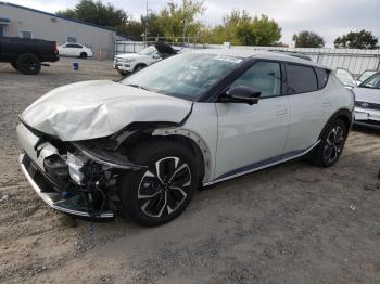  Salvage Kia EV6