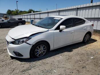  Salvage Mazda 3