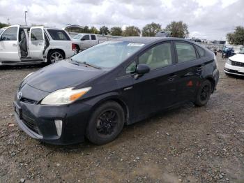  Salvage Toyota Prius