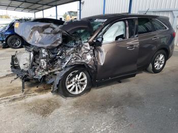  Salvage Kia Sorento