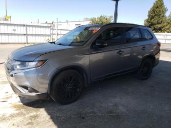  Salvage Mitsubishi Outlander