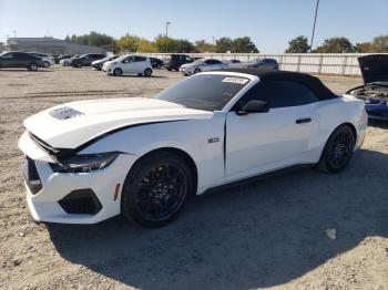  Salvage Ford Mustang