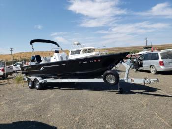  Salvage Crestliner Boat