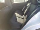 Toyota Prius Le Image 12