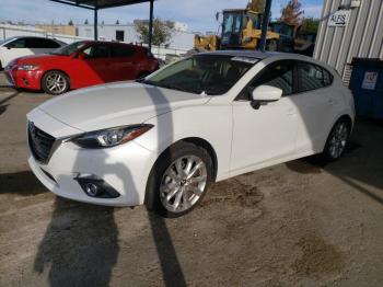  Salvage Mazda 3