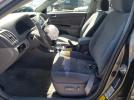 Toyota Camry Le Image 7