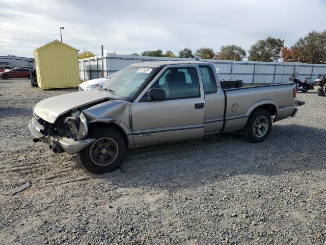  Salvage Chevrolet S-10
