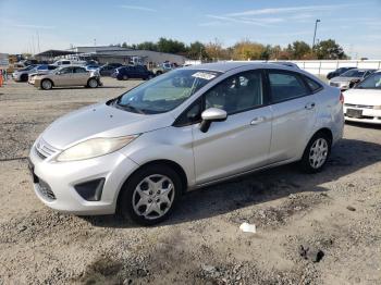  Salvage Ford Fiesta