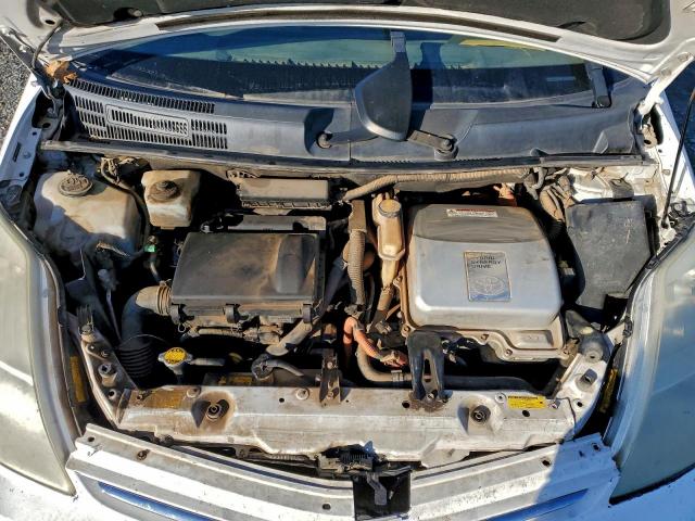 Toyota Prius Image 11