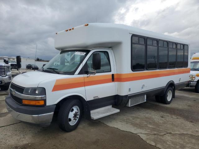 Chevrolet Express Image 8