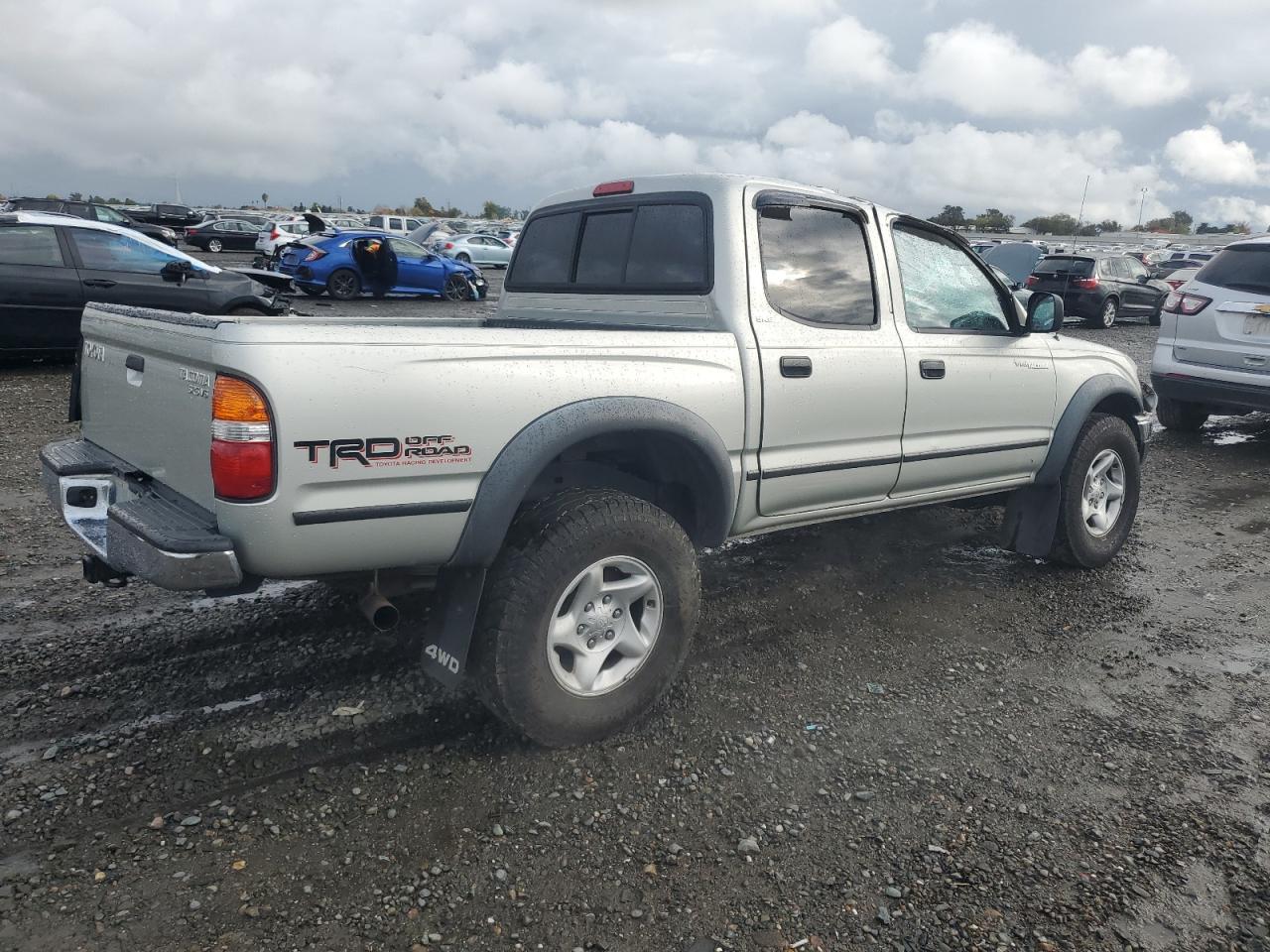 Toyota Tacoma Double Cab Image 4