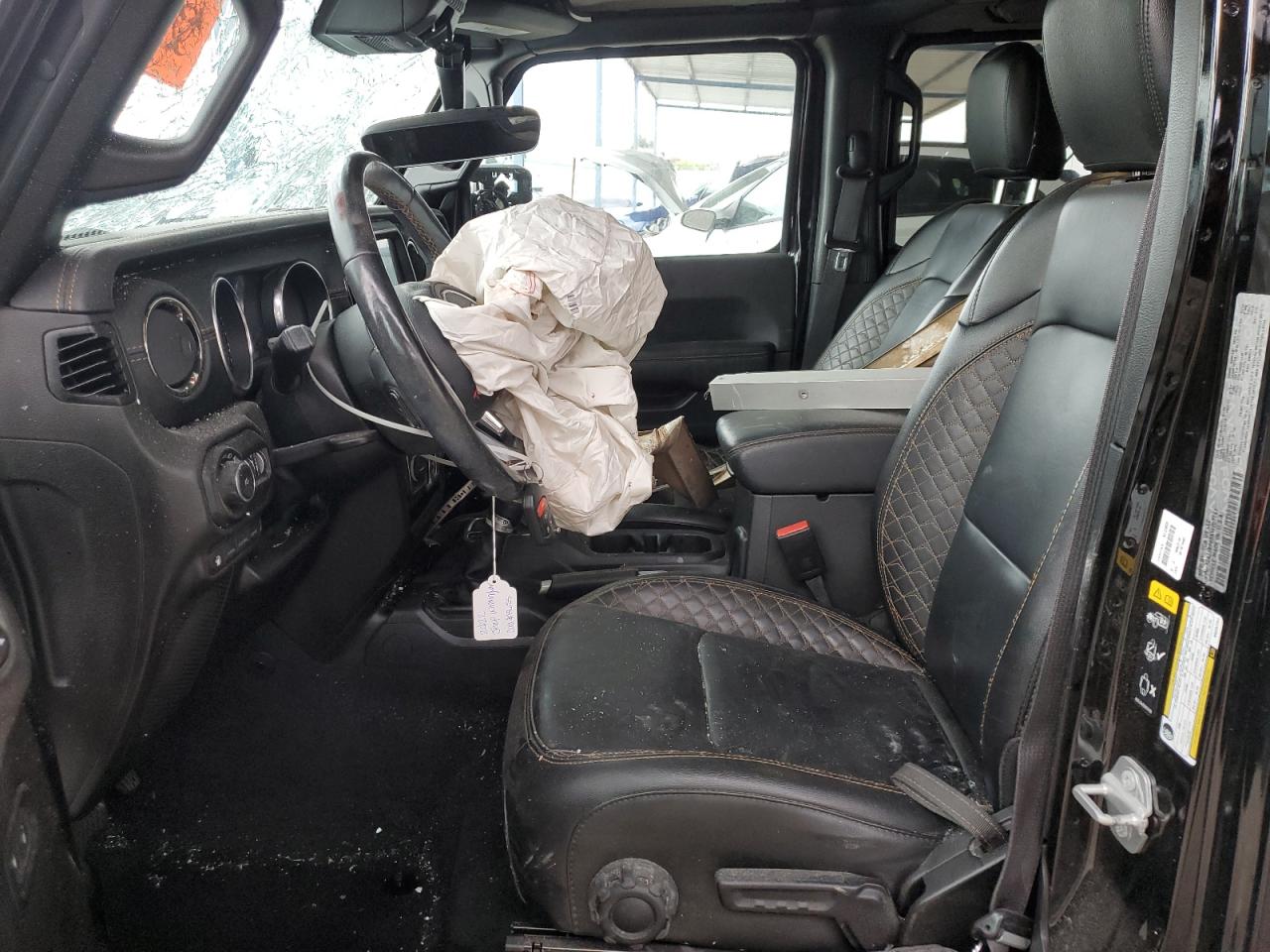 Jeep Wrangler Sahara 4xe Image 6