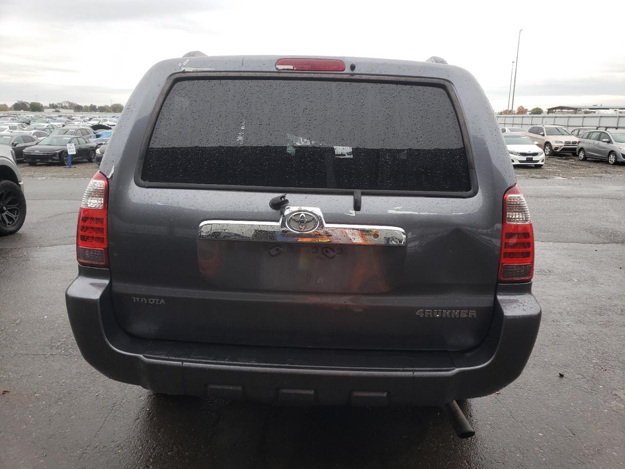 Toyota 4Runner Sr5 Image 5