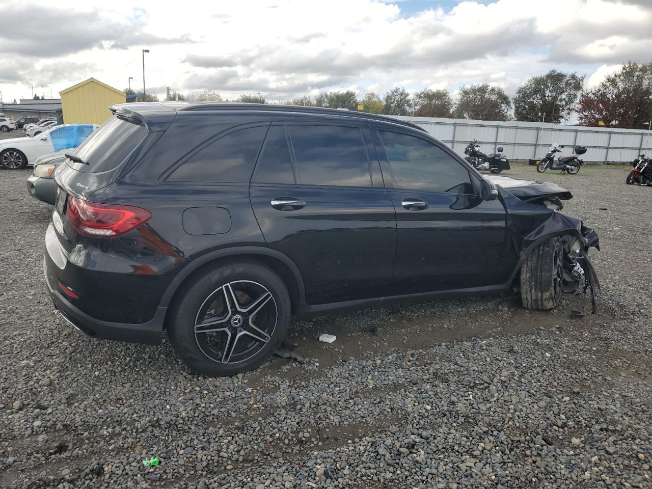 Mercedes-Benz GLC 300 4matic Image 10