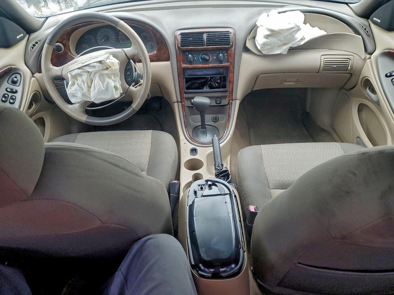 Ford Mustang Gt Image 2