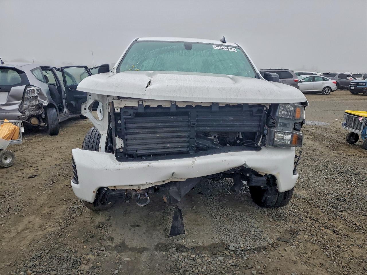 Chevrolet Silverado C1500 Custom Image 2