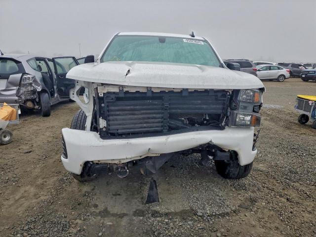 Chevrolet Silverado C1500 Custom Image 2