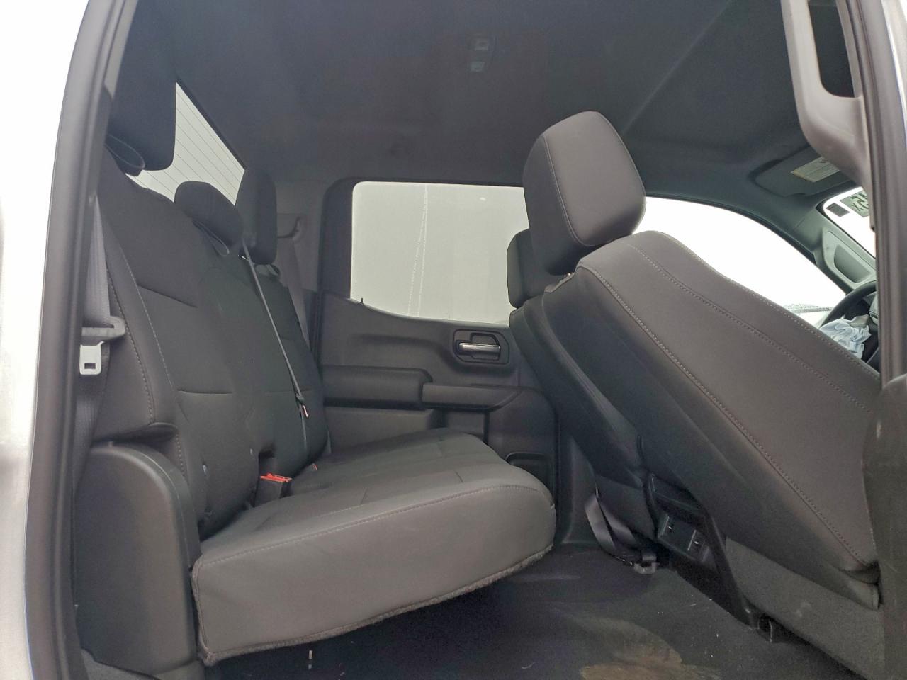 Chevrolet Silverado C1500 Custom Image 4