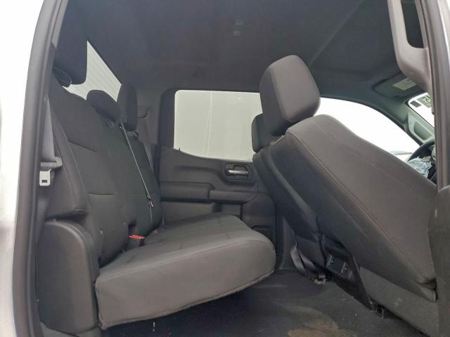 Chevrolet Silverado C1500 Custom Image 4