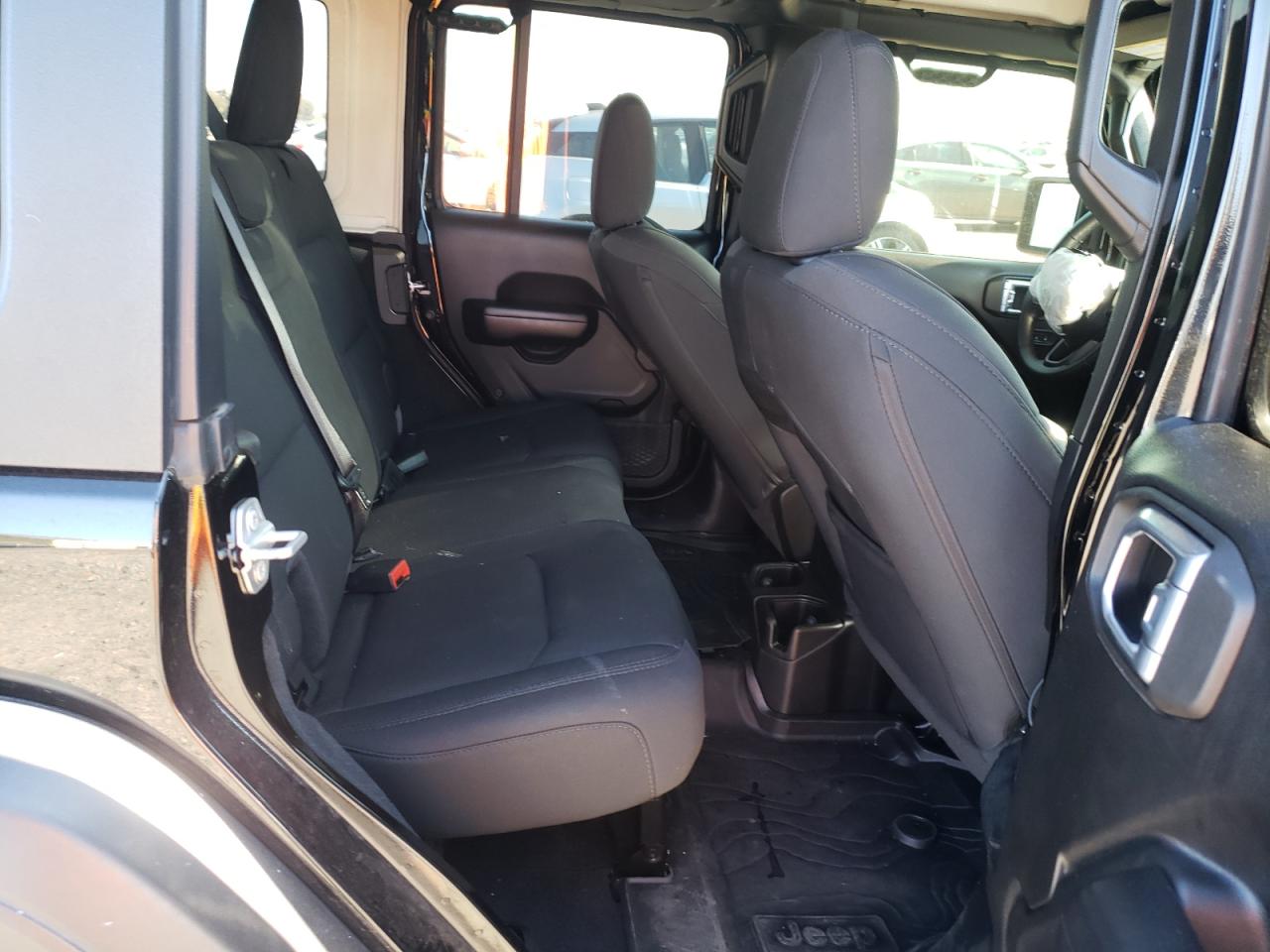 Jeep Wrangler Sport Image 7