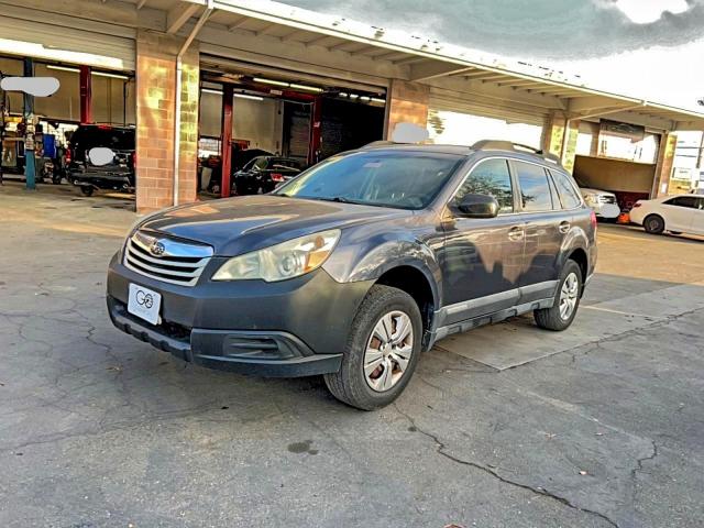 Subaru Outback 2.5i Image 5