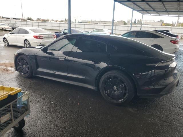 Porsche Taycan Image 10