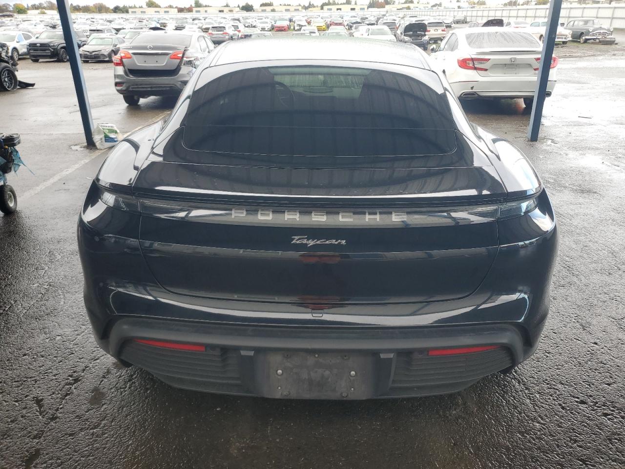 Porsche Taycan Image 5