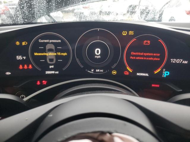 Porsche Taycan Image 3