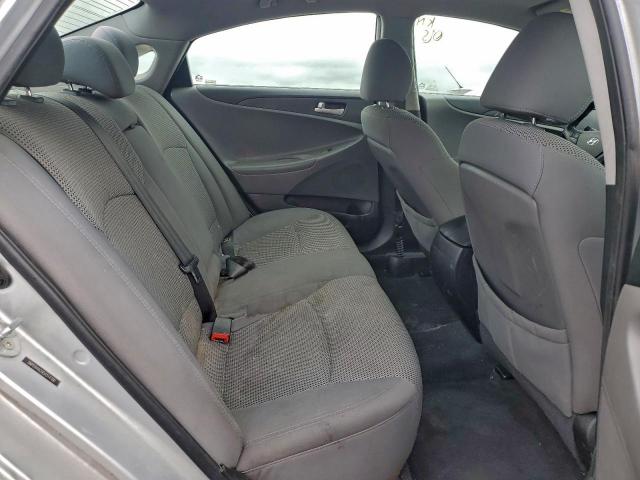 Hyundai SONATA Gls Image 9