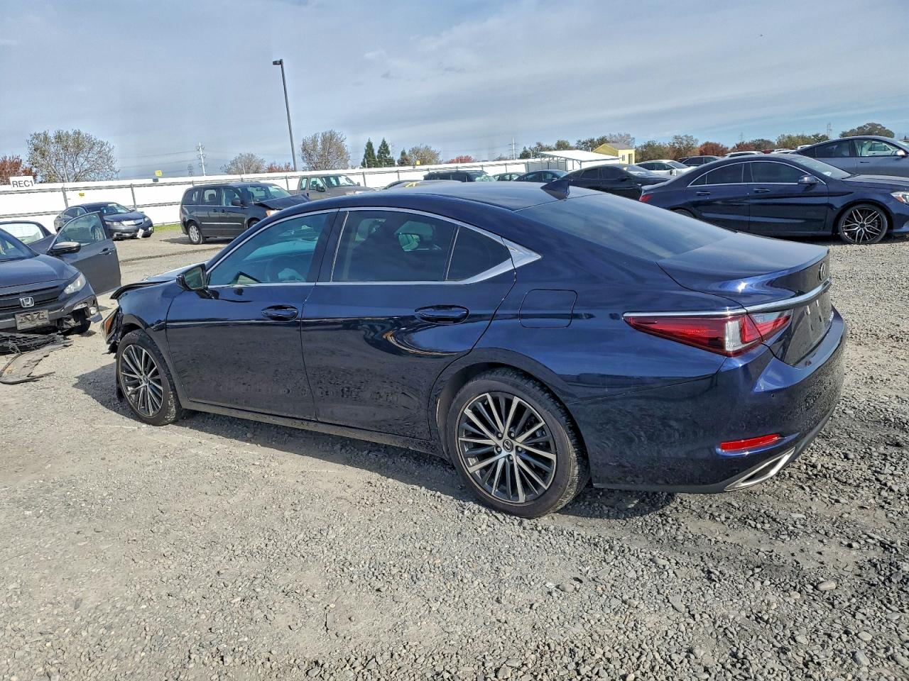 Lexus Es 350 Base Image 12