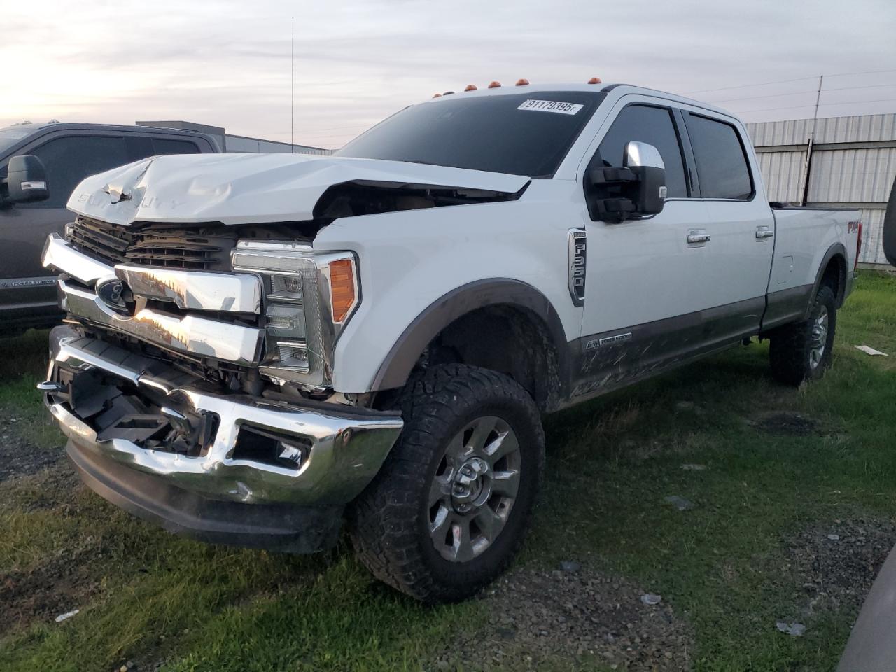 Ford F-350 Super Duty Image 1