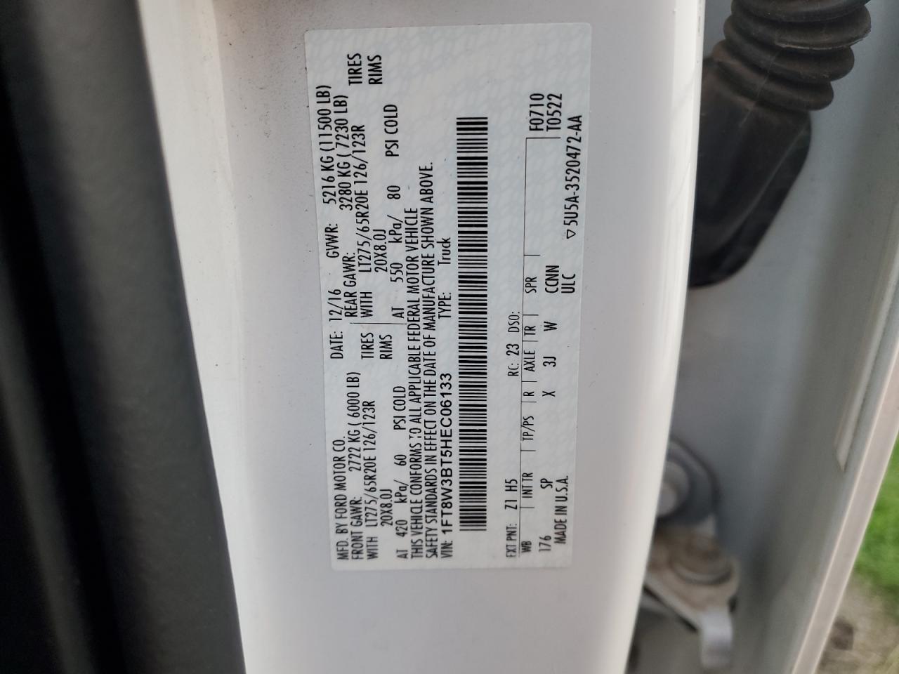 Ford F-350 Super Duty Image 11