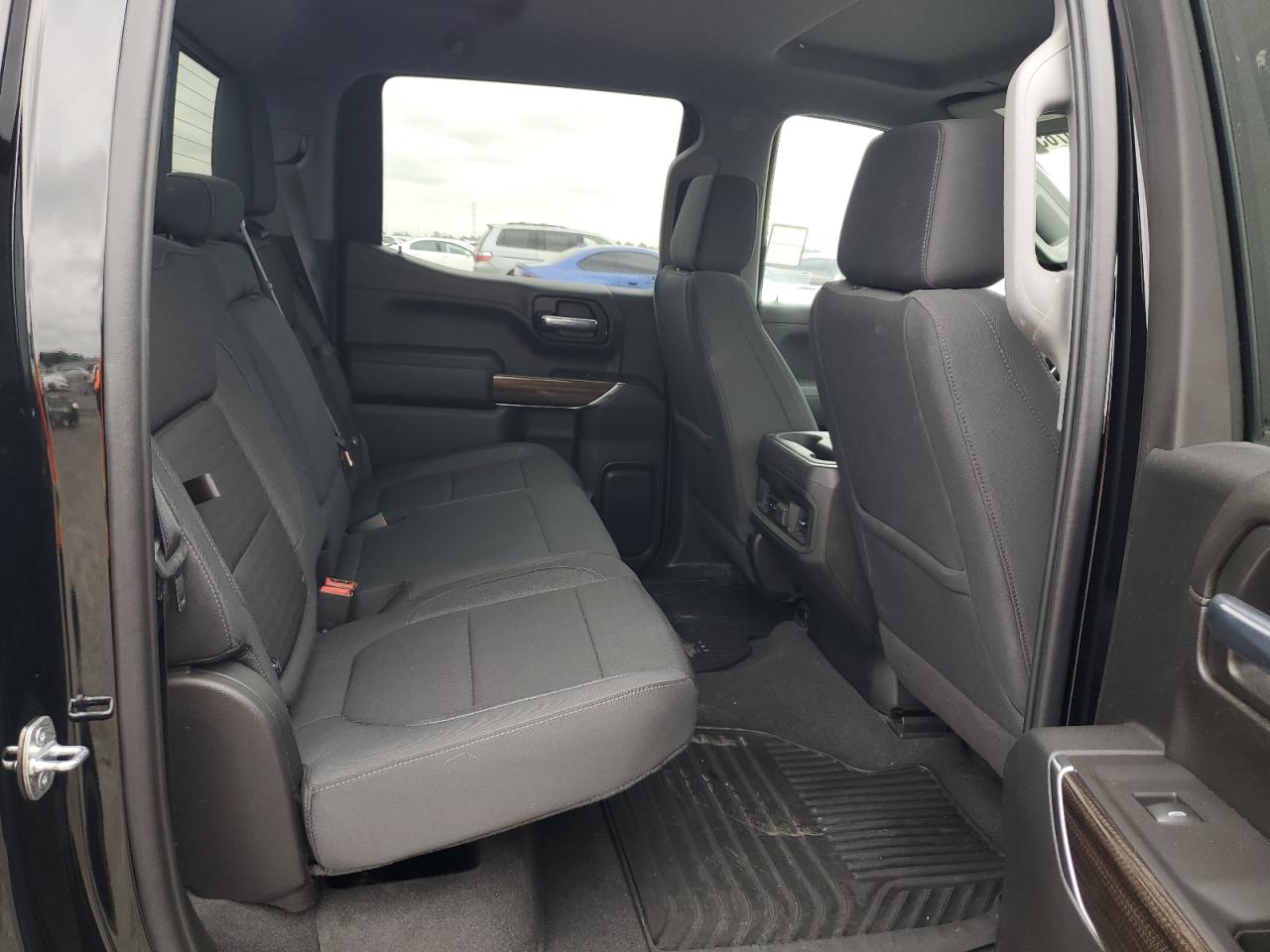 Chevrolet Silverado K1500 Rst Image 9