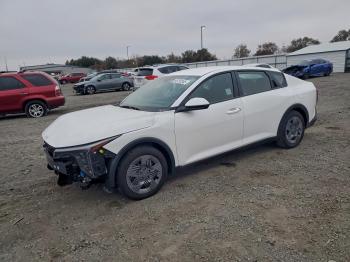  Salvage Kia K4 Lx