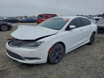  Salvage Chrysler 200