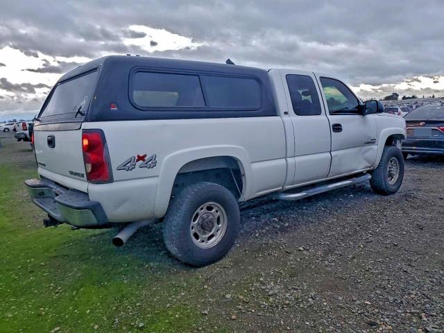 Chevrolet Silverado K2500 Heavy Duty Image 8