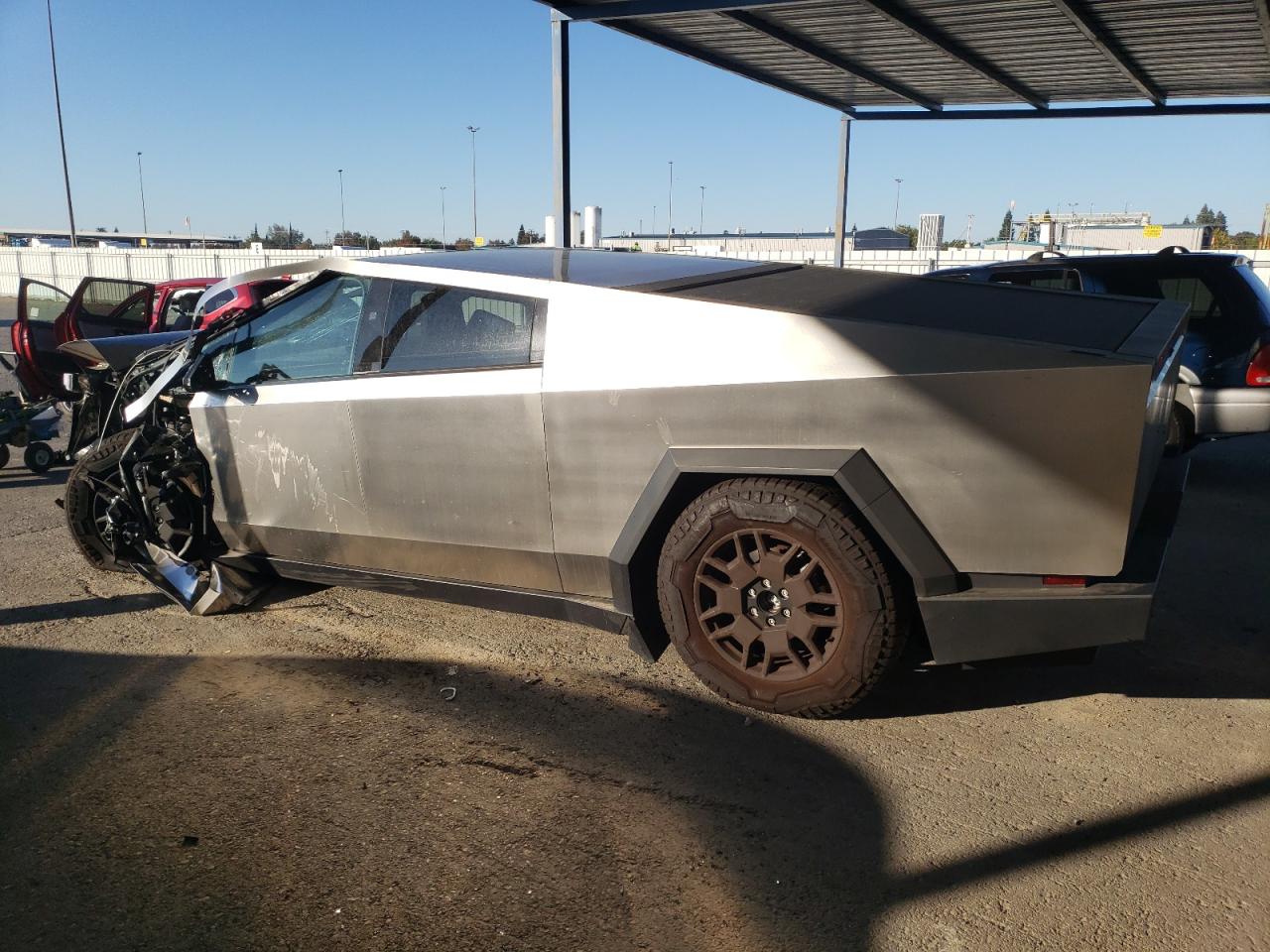 Tesla Cybertruck Image 12