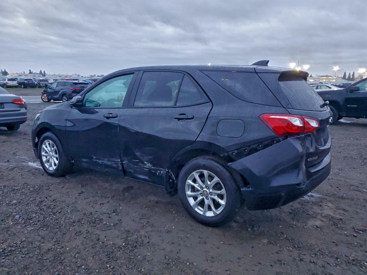 Chevrolet Equinox Ls Image 3