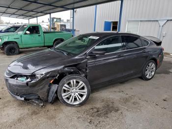  Salvage Chrysler 200
