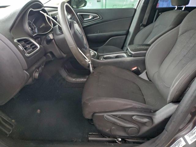 Chrysler 200 Limited Image 8