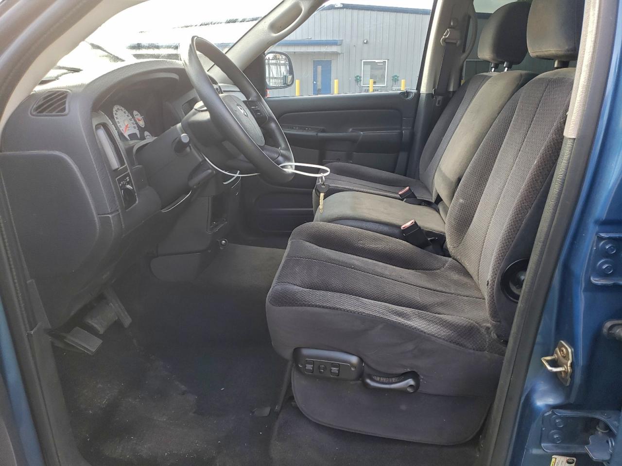 Dodge Ram 1500 St Image 12