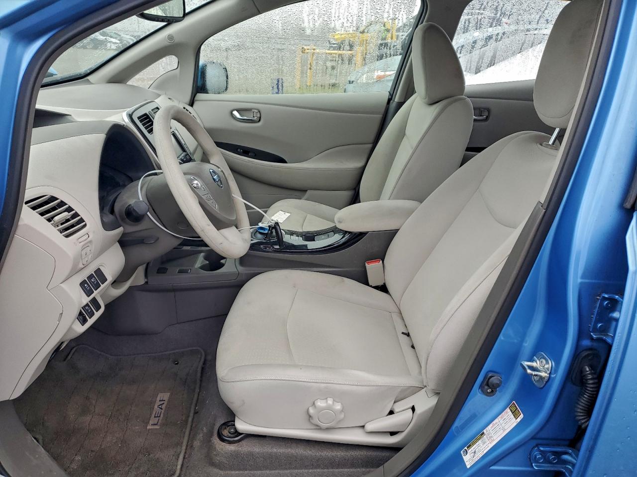 Nissan LEAF Sv Image 10