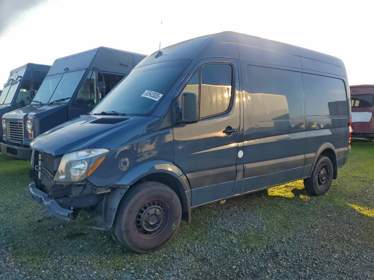 Mercedes-Benz Sprinter 2500 Image 1