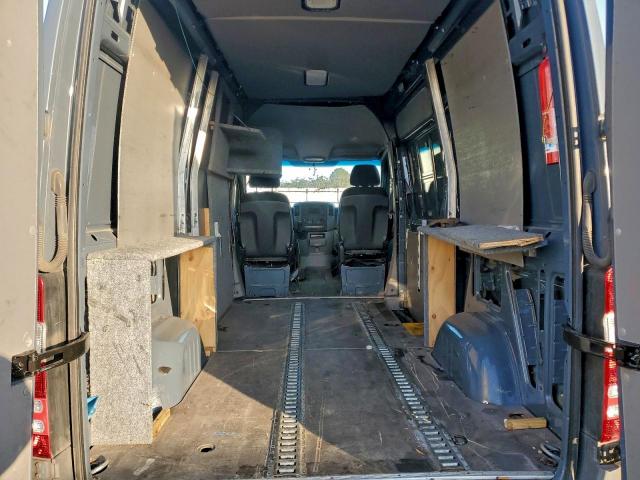 Mercedes-Benz Sprinter 2500 Image 8