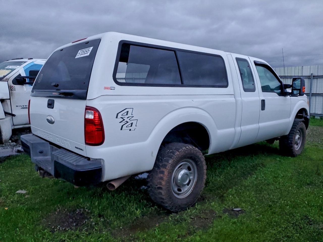 Ford F-350 Super Duty Image 2