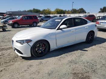  Salvage Alfa Romeo Giulia