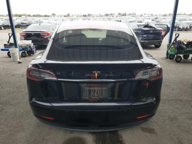 Tesla Model 3 Image 8