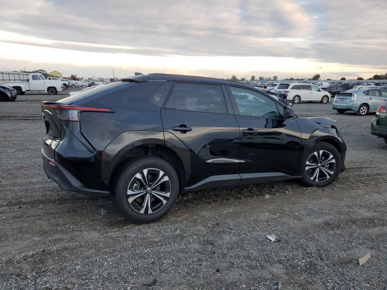 Toyota Bz4x Xle Xle Image 12