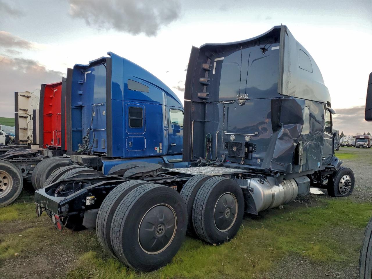 Peterbilt Tractor 579 Image 5