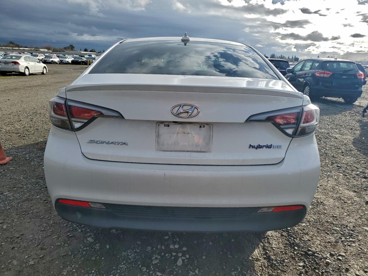 Hyundai SONATA Hybrid Image 7